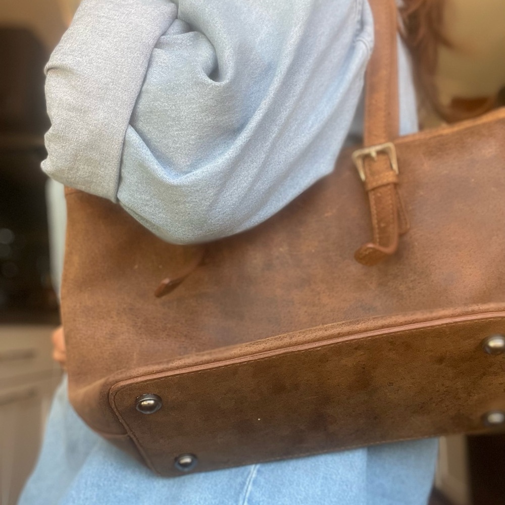 Adrian Klis Genuine Buffalo Leather Bag - Picture 6 of 6